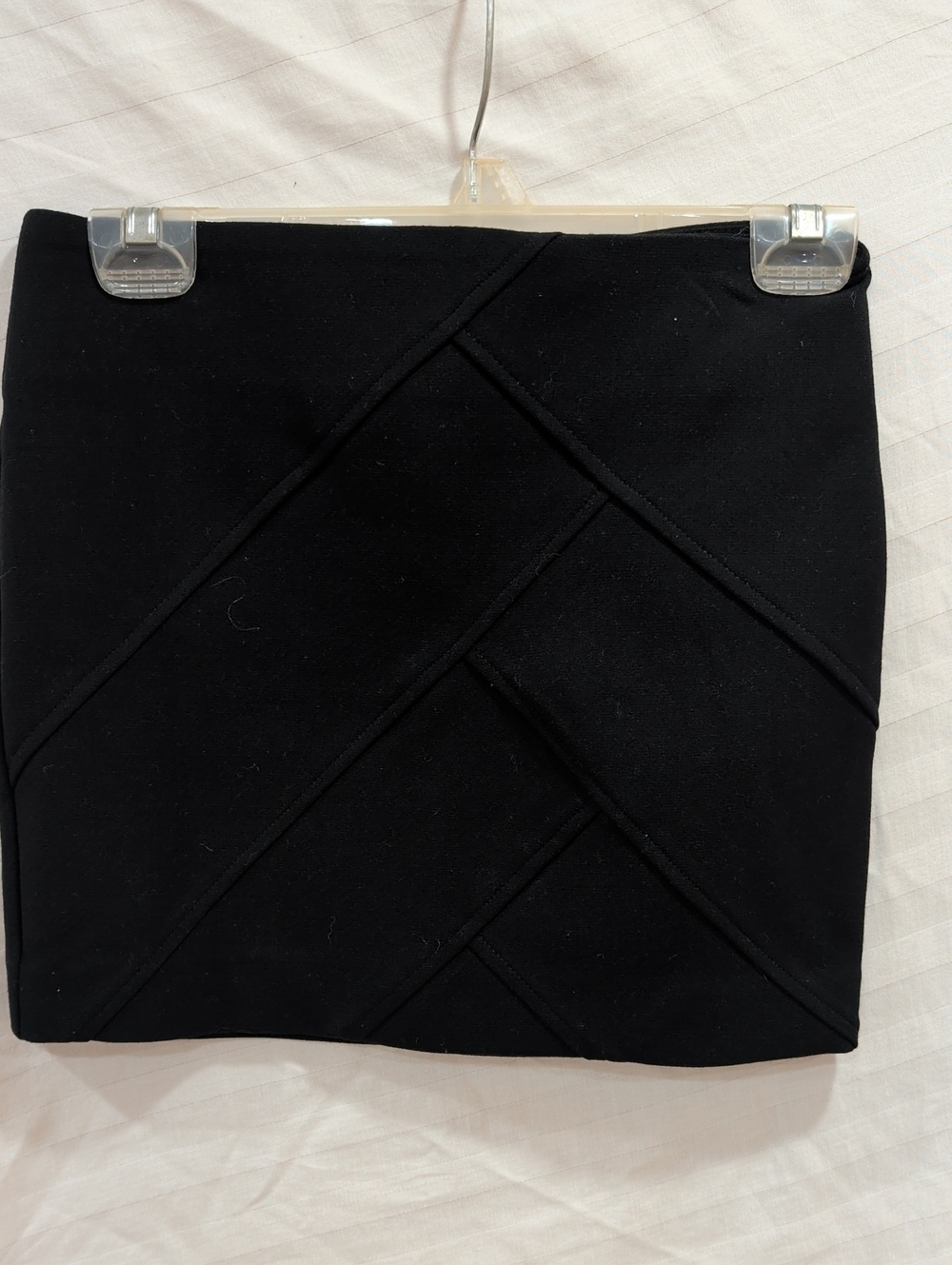 Forever 21 Women's Black Geometric Mini Skirt Size Small
